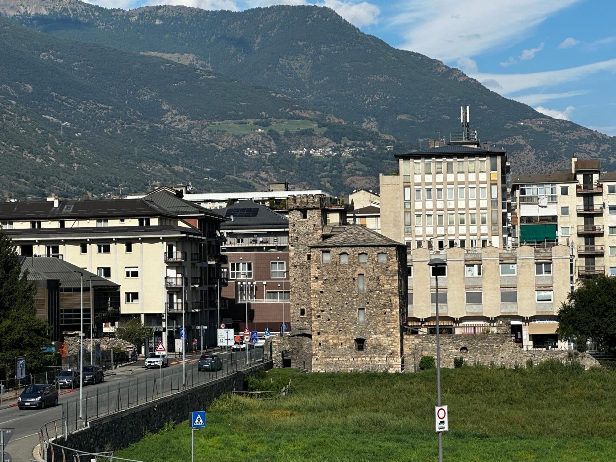 Aosta Center Holidays Apartments المظهر الخارجي الصورة